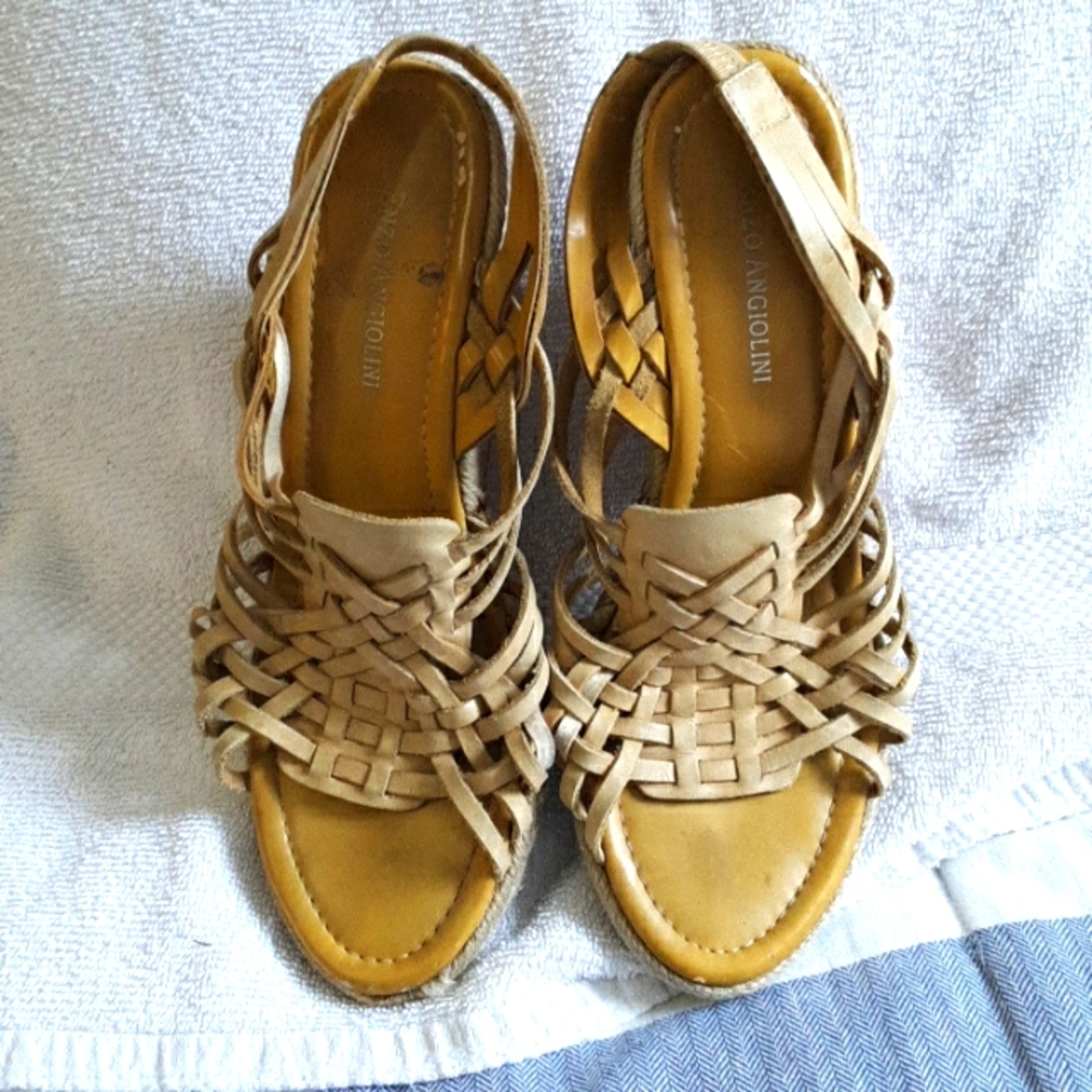 - Enzo Angiolini Cork Wedge Huarache Sandal 7.5-8